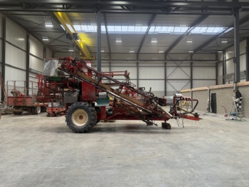 Second-hand leek harvester 'Simon'